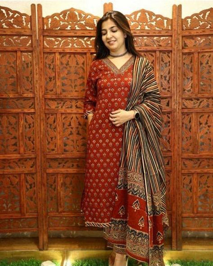 Brown Kurta Set with Stylish Line Print Dupatta & Trouser