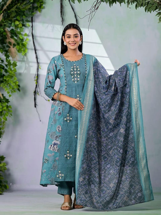 Embroidered Anarkali Suit Set with Dupatta and Pant with Delicate Blooms